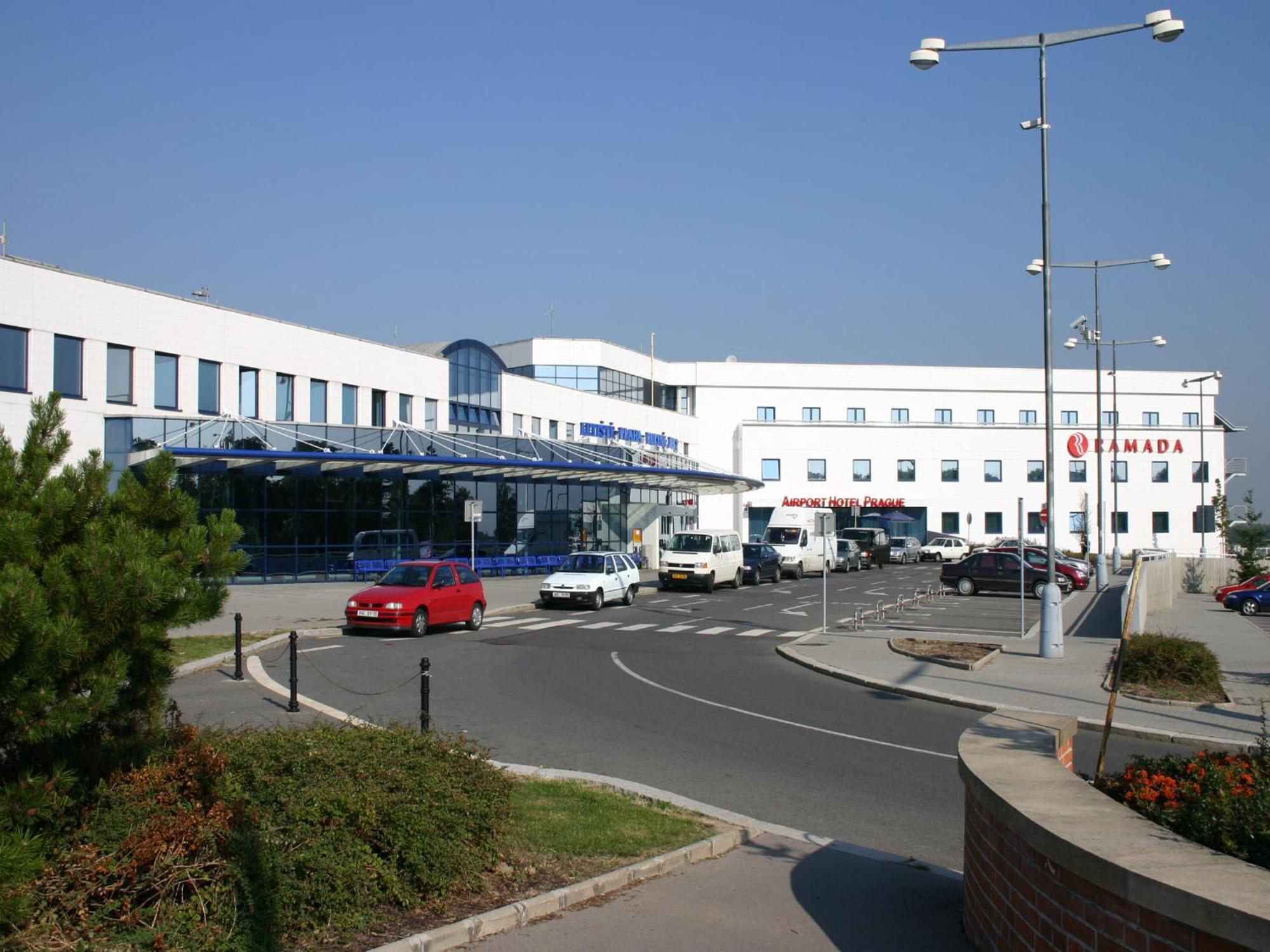 Ramada Airport Hotel Prague, Prague